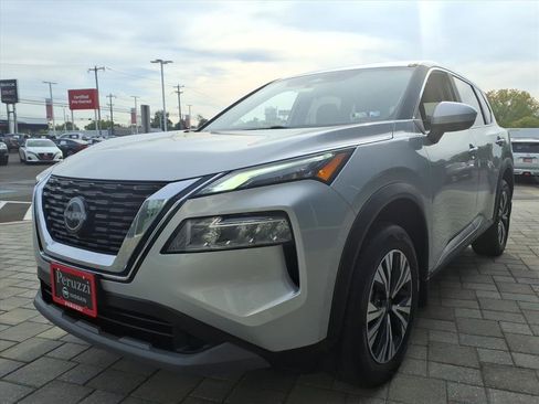 Certified 2023 Nissan Rogue SV image 8