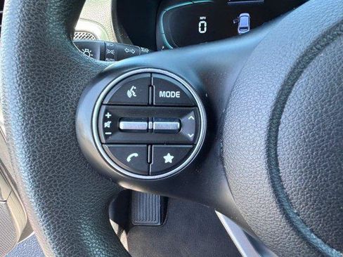 Used 2024 Kia Soul LX w/ Option Group 015 FWD image 22