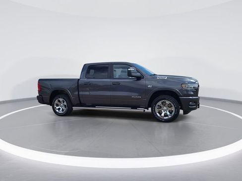 New 2026 RAM 1500 4x4 Crew Cab image 2