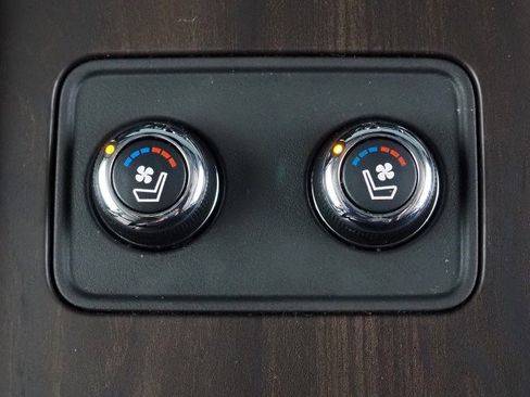 Used 2024 Nissan Murano Platinum w/ Cargo Package image 31