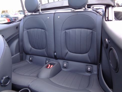 Used 2021 MINI Cooper John Cooper Works w/ Driver Assistance Package image 19