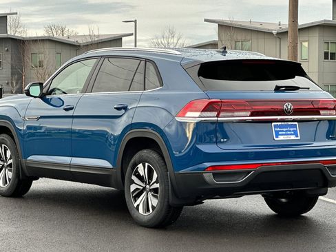 New 2025 Volkswagen Atlas Cross Sport SE image 5