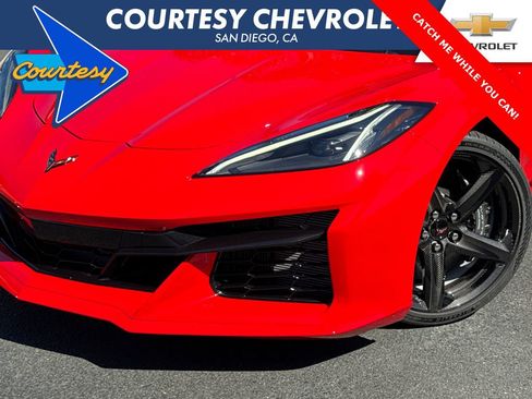 New 2025 Chevrolet Corvette E-Ray image 3