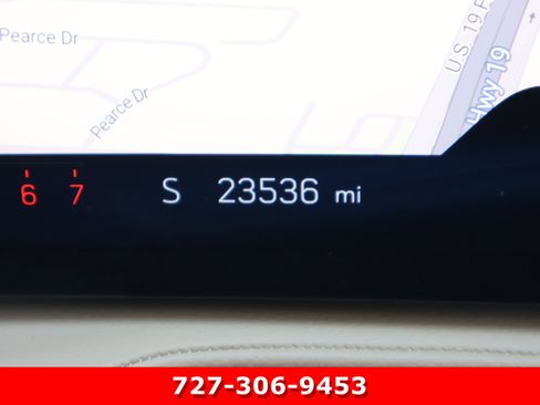 Used 2024 Cadillac XT4 Premium Luxury w/ Technology Package FWD image 25