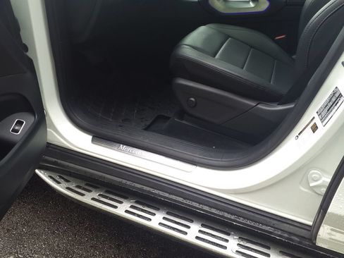 Certified 2022 Mercedes-Benz GLE 350 4MATIC image 19