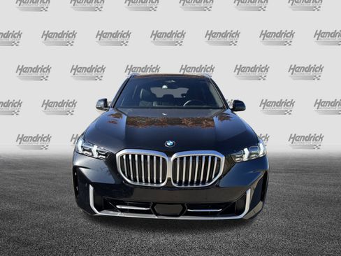 New 2026 BMW X5 sDrive40i w/ Premium Package image 3