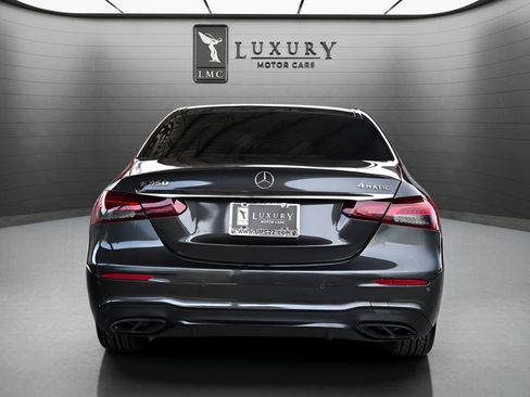 Used 2022 Mercedes-Benz E 350 4MATIC Sedan w/ Driver Assistance Package image 7