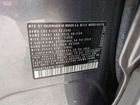 Certified 2023 Volkswagen Tiguan SE R-Line image 35