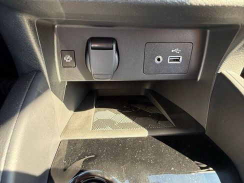 New 2025 Nissan Versa SV w/ Trunk Package image 26