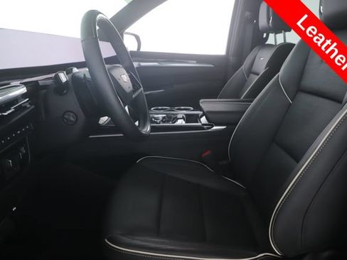 Used 2026 Cadillac Escalade Sport w/ Touring Package AWD/4WD image 17