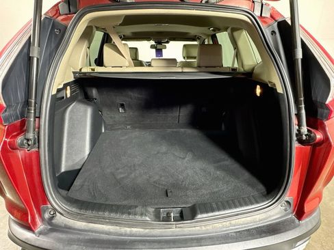 Used 2018 Honda CR-V Touring image 32