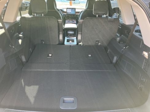 Used 2024 Lincoln Aviator Reserve w/ Equipment Group 201A image 20