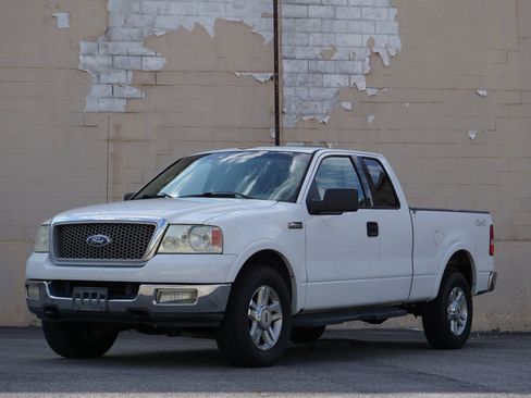 Used 2004 Ford F150 Lariat image 1
