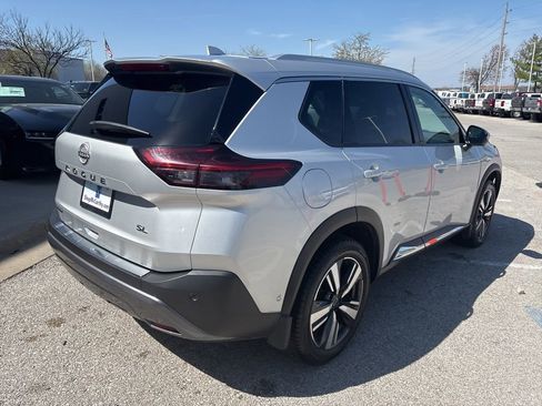 Used 2022 Nissan Rogue SL w/ SL Premium Package image 27