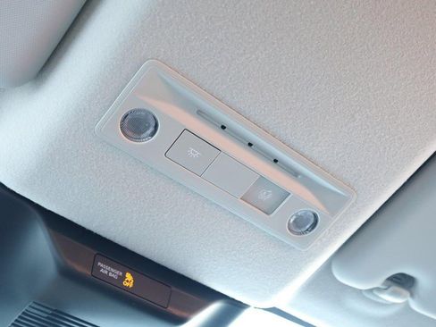 New 2026 Nissan Kicks S image 17