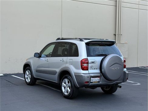 Used 2004 Toyota RAV4 2WD image 5