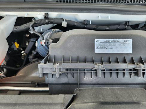 New 2026 Chevrolet Express 2500 Extended RWD image 21