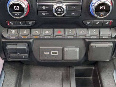 Used 2021 GMC Sierra 3500 Denali w/ Denali Ultimate Package image 27