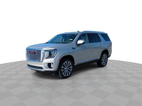Used 2021 GMC Yukon Denali w/ Denali Ultimate Package image 4