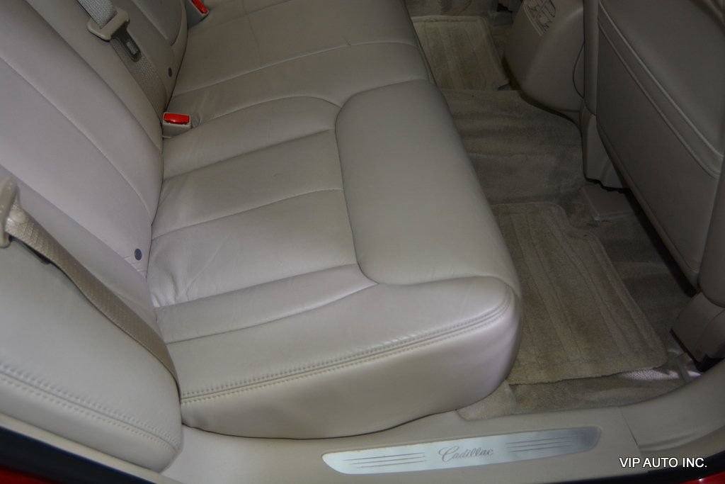 Used 2010 Cadillac DTS FWD image 28