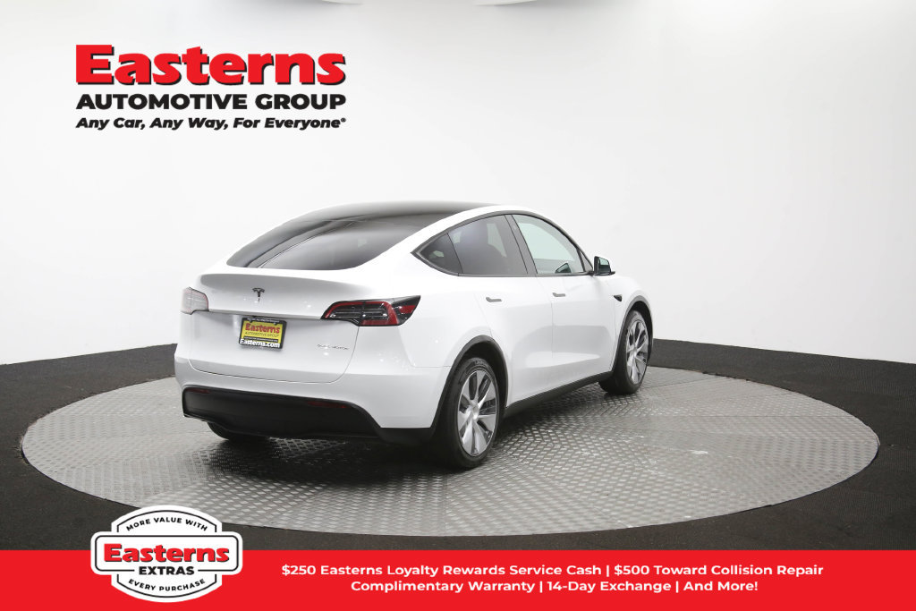 Used 2022 Tesla Model Y Long Range AWD/4WD image 36
