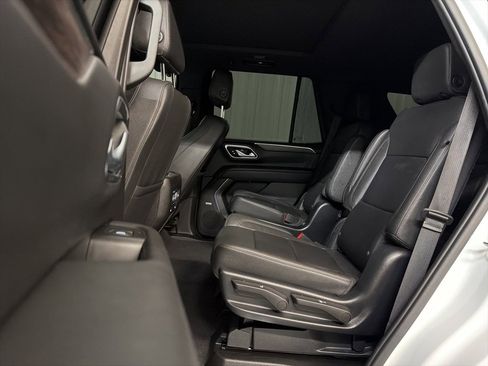 Used 2023 Chevrolet Tahoe Z71 w/ Off-Road Capability Package image 30