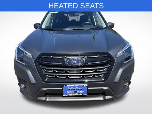 Used 2024 Subaru Forester Premium AWD/4WD image 2