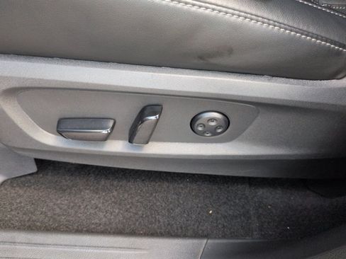 Used 2025 INFINITI QX60 Luxe FWD image 22
