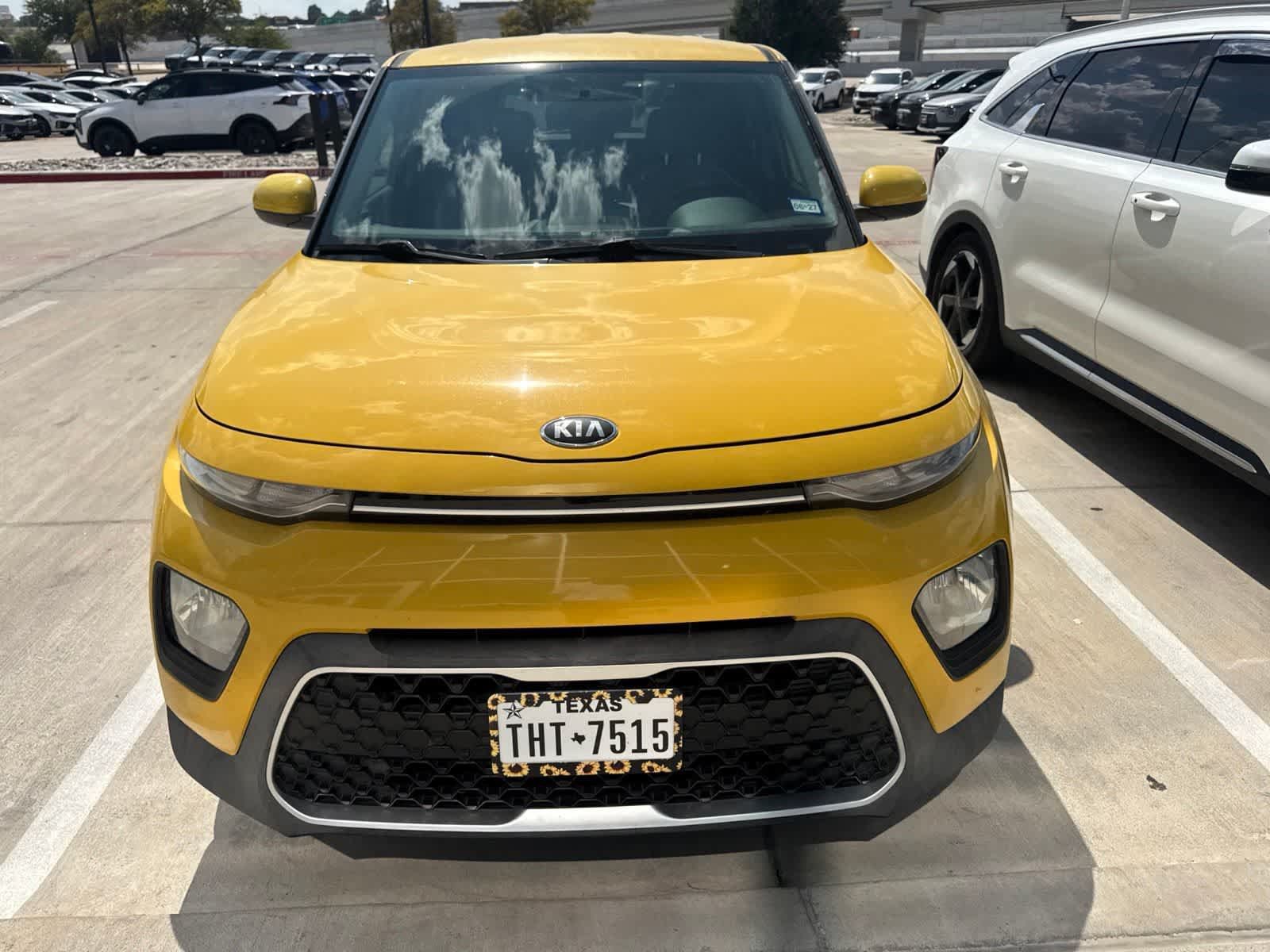Used 2020 Kia Soul LX FWD image 2