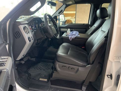 Used 2016 Ford F250 Lariat w/ Snow Plow Prep Package image 20