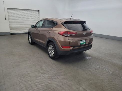 Used 2016 Hyundai Tucson SE w/ Option Group 02 FWD image 5