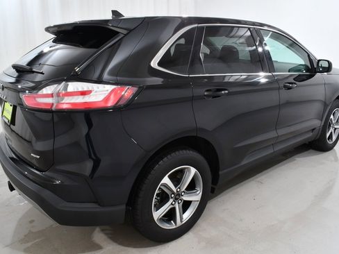 Used 2023 Ford Edge SEL w/ Convenience Package image 11