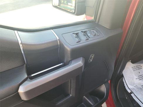 Used 2019 Ford F150 XLT w/ Equipment Group 302A Luxury image 17