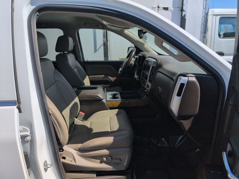 Used 2018 GMC Sierra 1500 SLT image 27