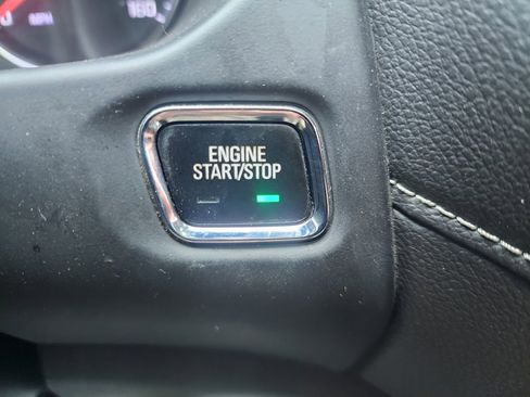 Used 2021 GMC Acadia SLE w/ Driver Convenience Package image 45