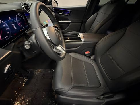 Certified 2026 Mercedes-Benz GLC 300 image 24