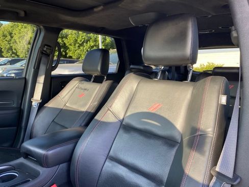 Used 2022 Dodge Durango R/T RWD image 11