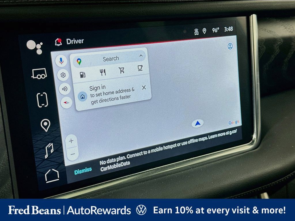 Used 2022 GMC Yukon XL Denali w/ Advanced Technology Package AWD/4WD image 18
