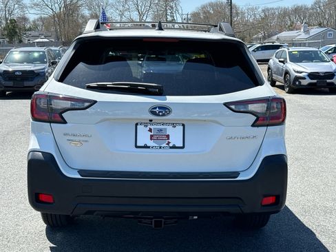 Certified 2023 Subaru Outback Premium AWD/4WD image 6