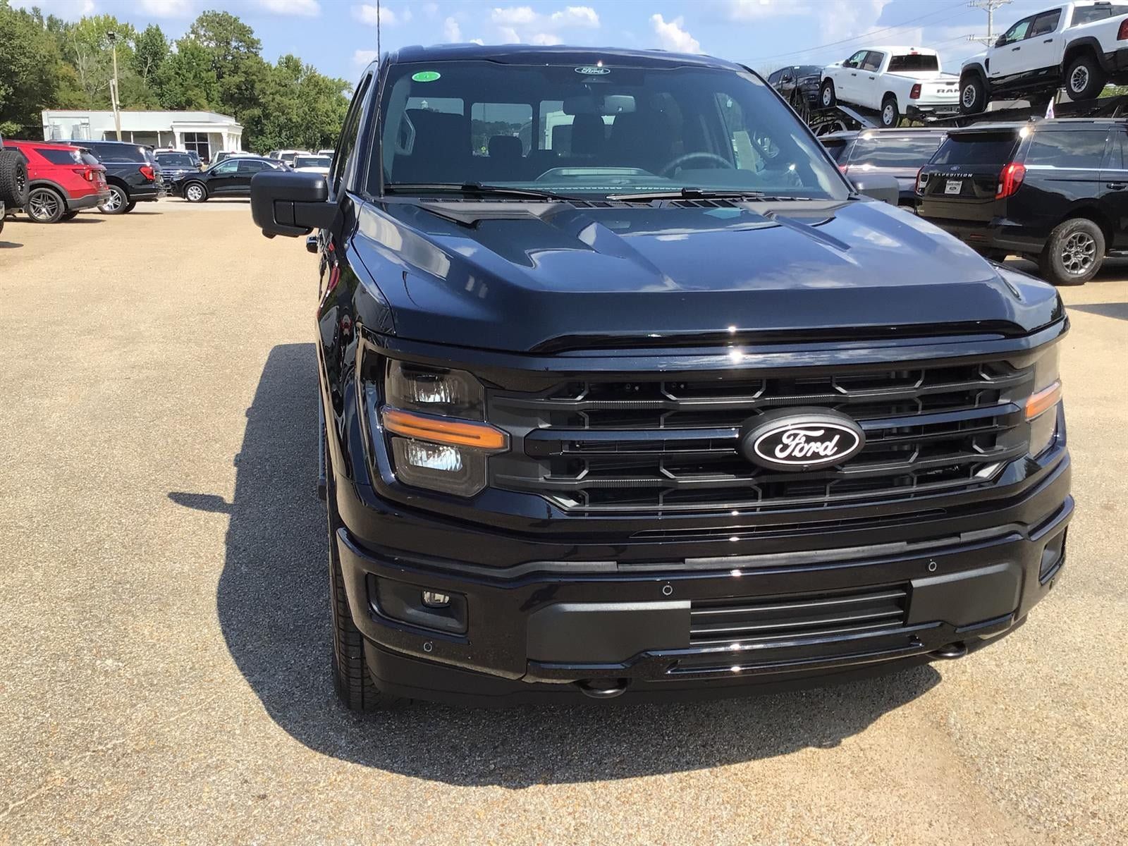 New 2026 Ford F150 XLT w/ Equipment Group 302A MID AWD/4WD image 7