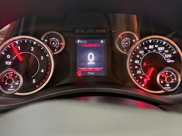 New 2026 RAM 2500 Tradesman AWD/4WD image 26