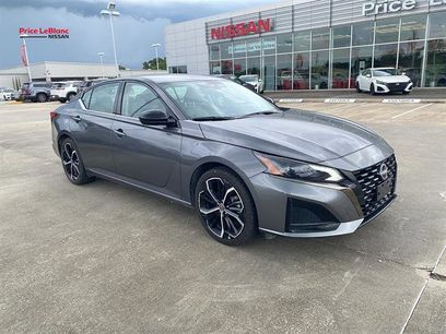 Used 2025 Nissan Altima 2.5 SR