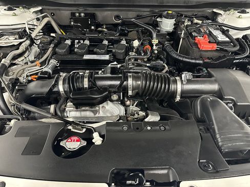 Used 2018 Honda Accord Sport image 62