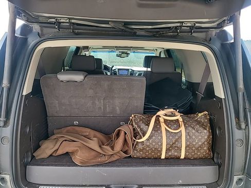 Used 2018 GMC Yukon Denali w/ Open Road Package image 11