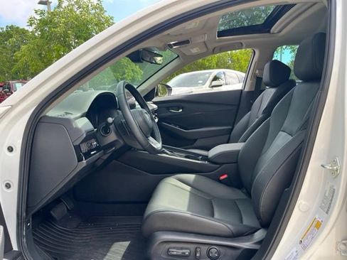 Used 2025 Honda Accord Touring image 7