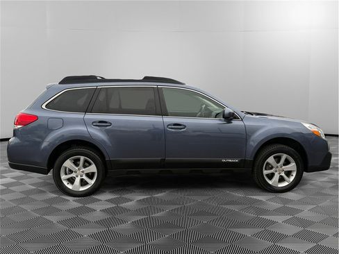 Used 2014 Subaru Outback 2.5i Premium image 6