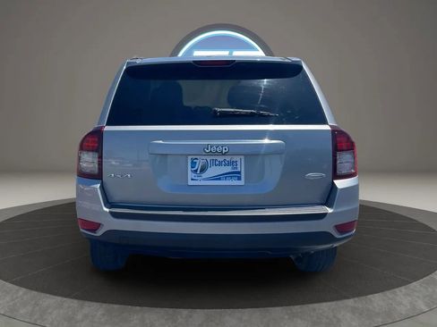 Used 2016 Jeep Compass Latitude AWD/4WD image 19
