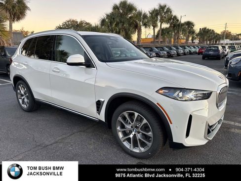 New 2026 BMW X5 xDrive40i w/ Parking Assistance Package image 1