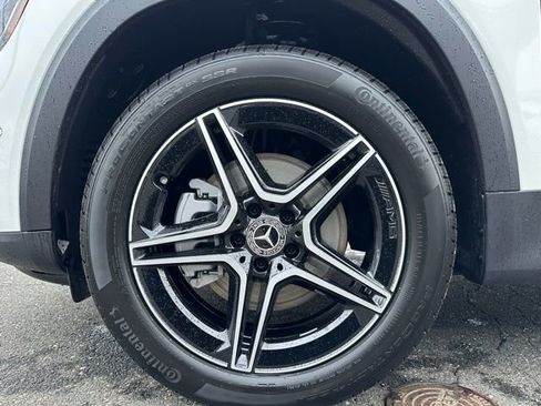 New 2026 Mercedes-Benz GLB 250 4MATIC image 11