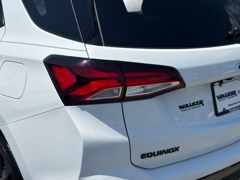 Used 2023 Chevrolet Equinox RS w/ RS Leather Package FWD image 11